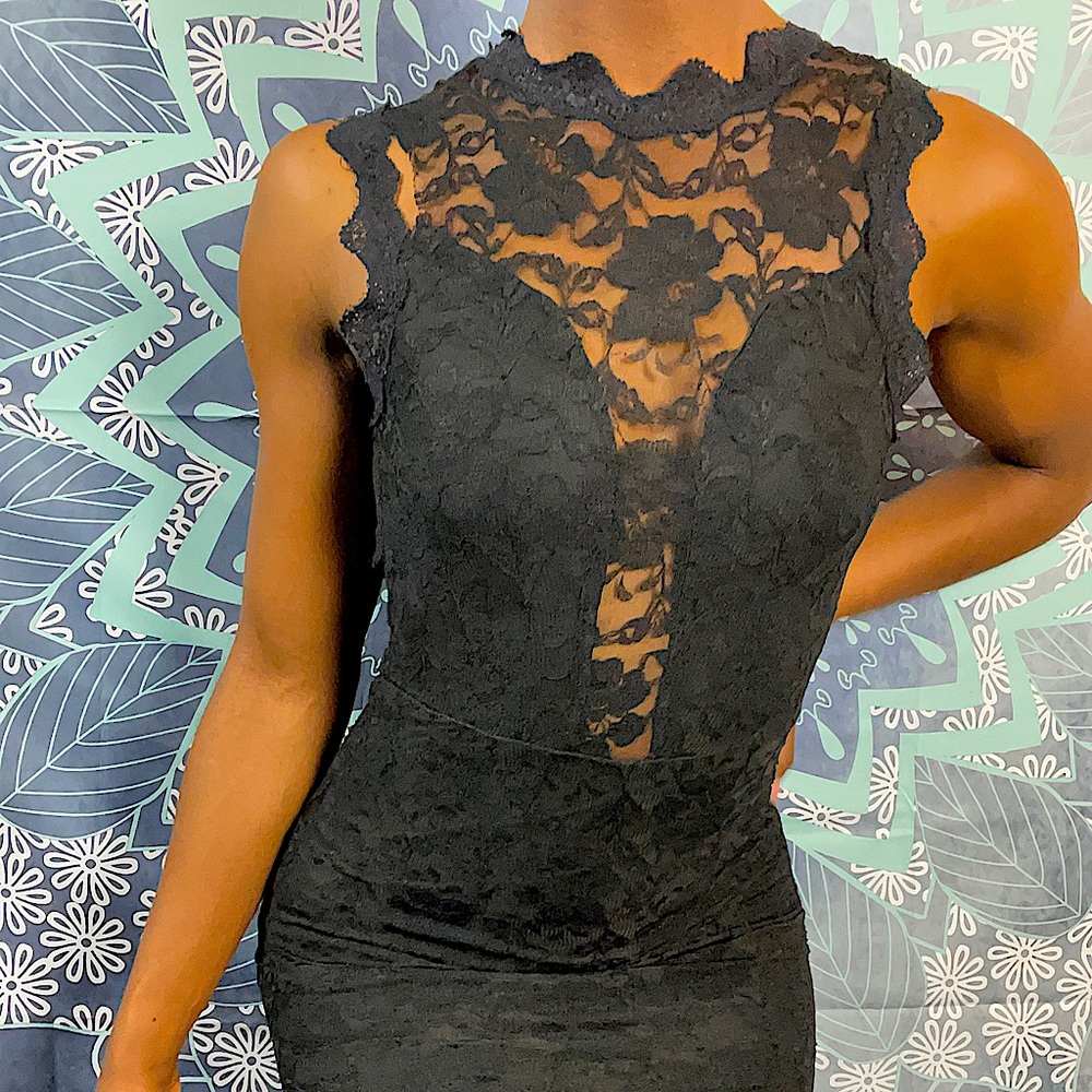Lacey Loo Cocktail Dress (broken zipper)